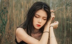 终于挺进小丹身体里了视频